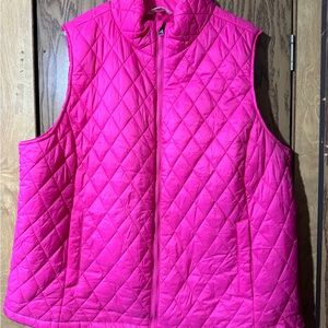 Time and Tru Bright Pink Quilted Vest